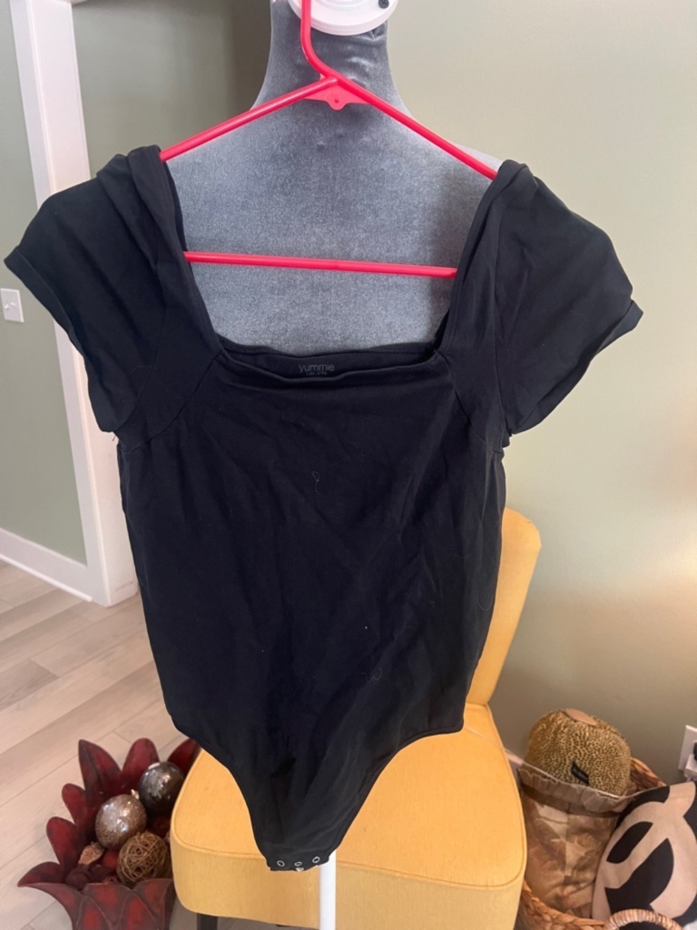 Yummie by Heather Thomson Black Square-Neck Short Sleeve Bodysuit